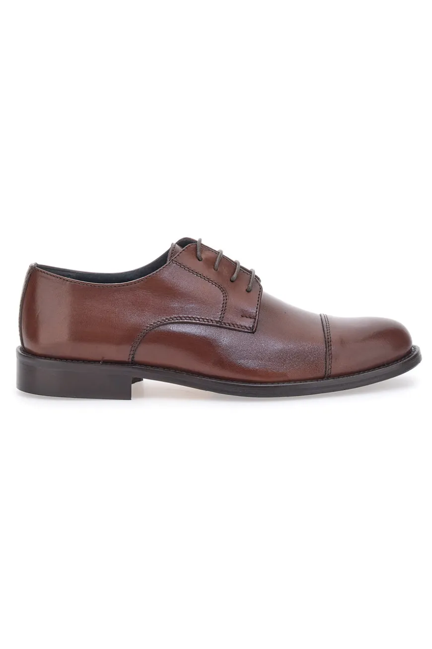 Braune Schnürschuhe aus echtem Leder Pittarello 7705