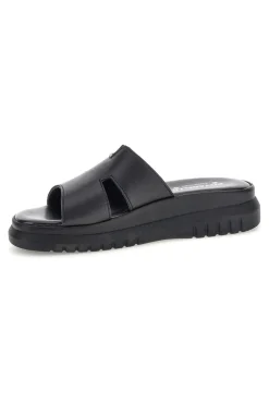 Ciabatte in pelle nero a fasce Pittarello 32811926