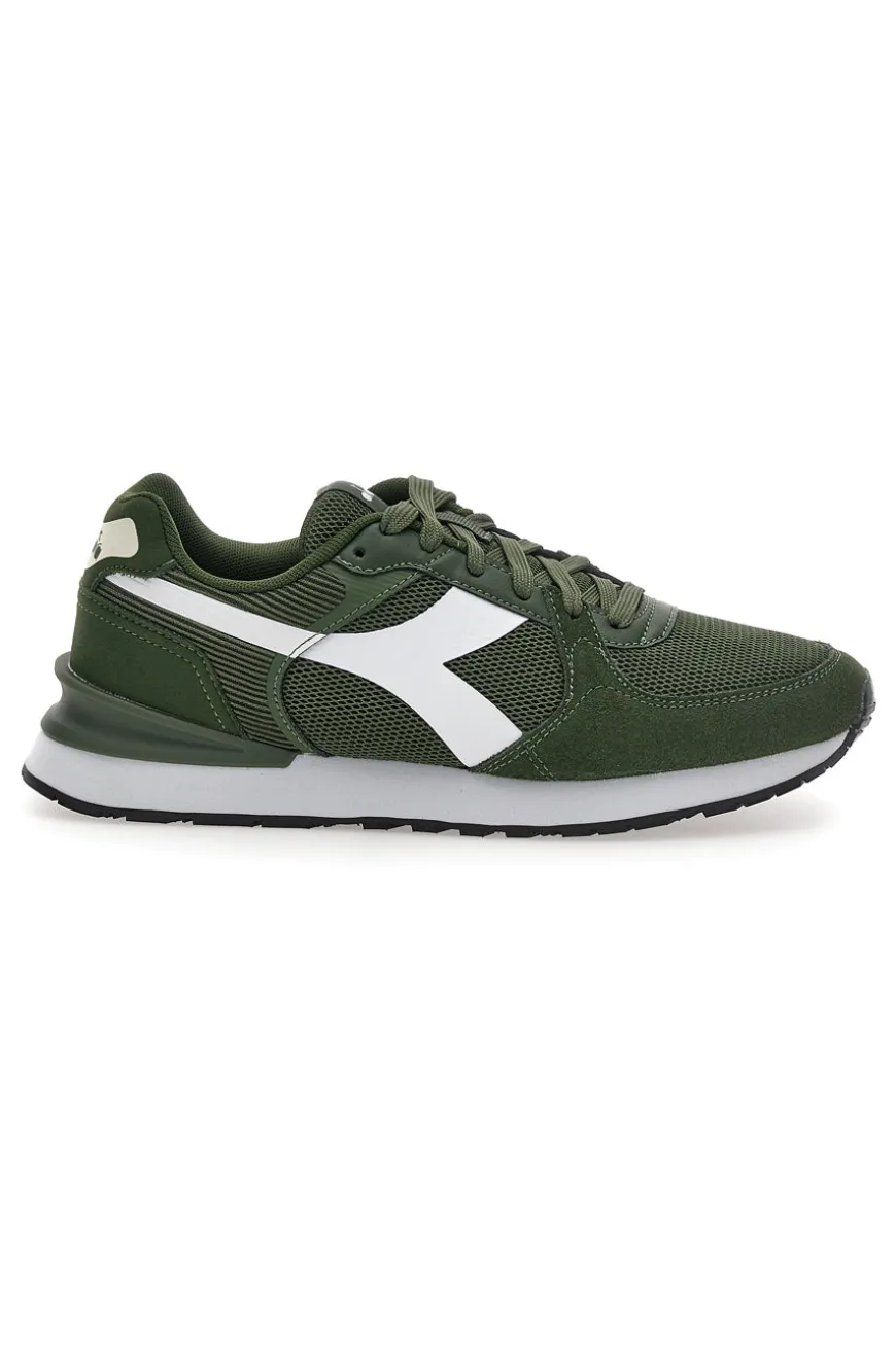 Grüne Turnschuhe mit weißen DD Comfort Details Diadora Fenice