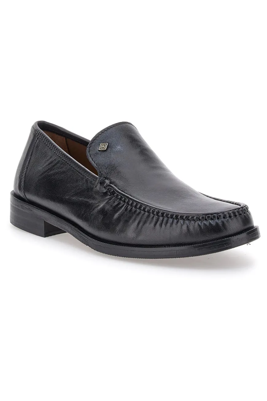 Mocassini Neri in Pelle Claremorris 564