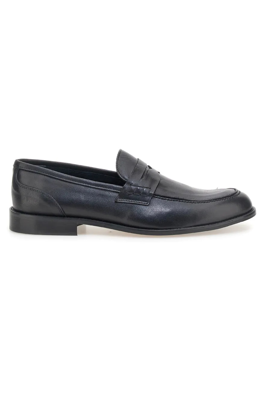 Mocassini neri in pelle con suola in cuoio made in Italy Pittarello 77109