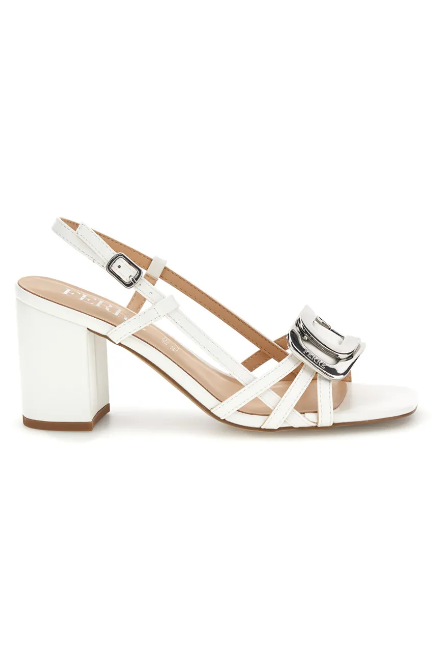 Sandalo bianco con tacco e sottopiede in pelle Ferre F884