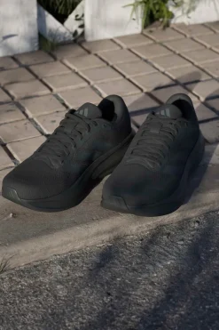 Scarpe da running nere leggere mesh Adidas Response Runner 2