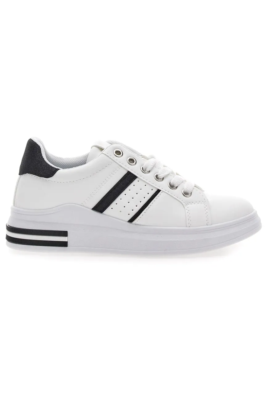 Sneakers bianche e nere con lacci CAFE' COST BK2450