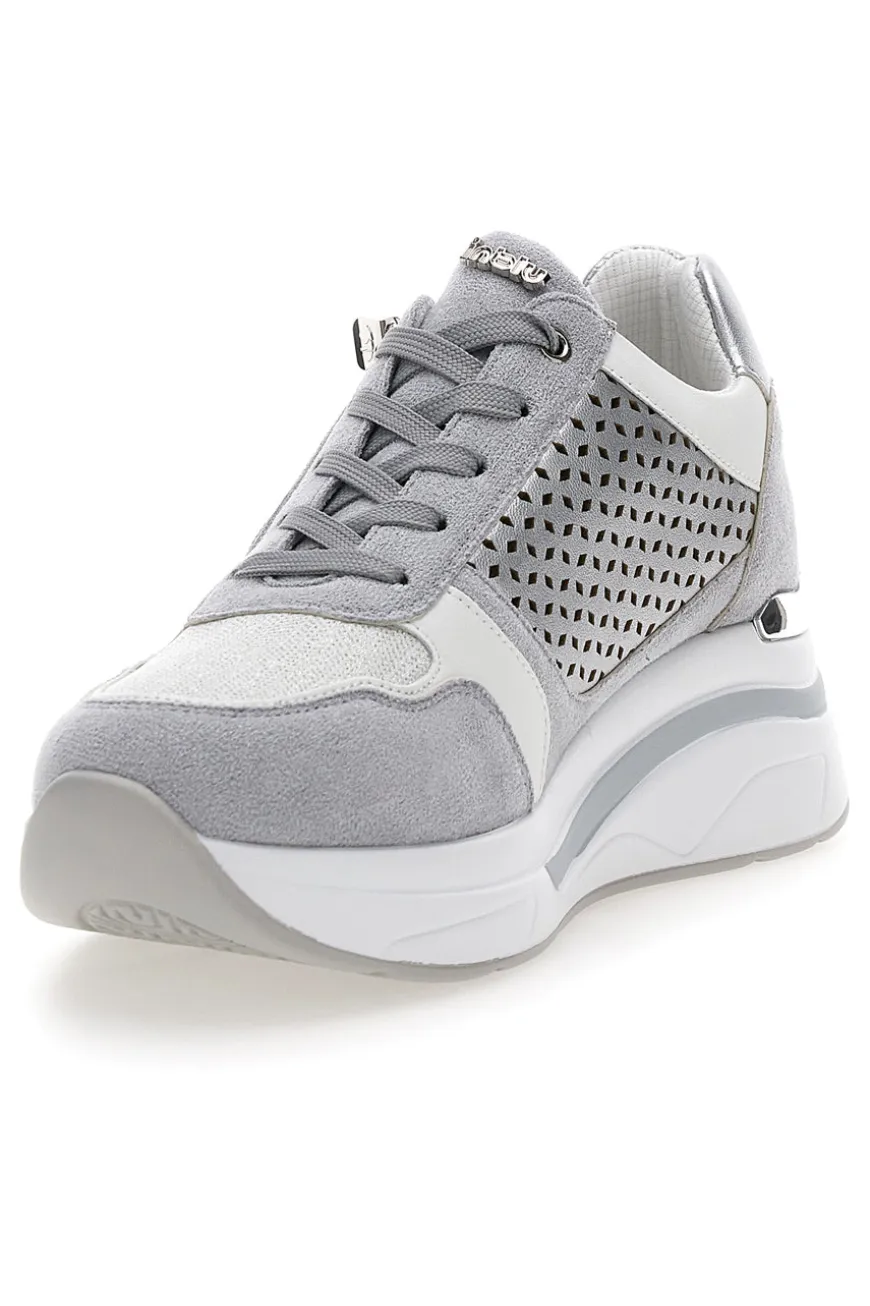 Sneakers grigie traforate con zip e zeppa Inblu 481IN