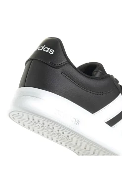 Sneakers nere con dettagli bianchi stile iconico Adidas Grand Court Base 3
