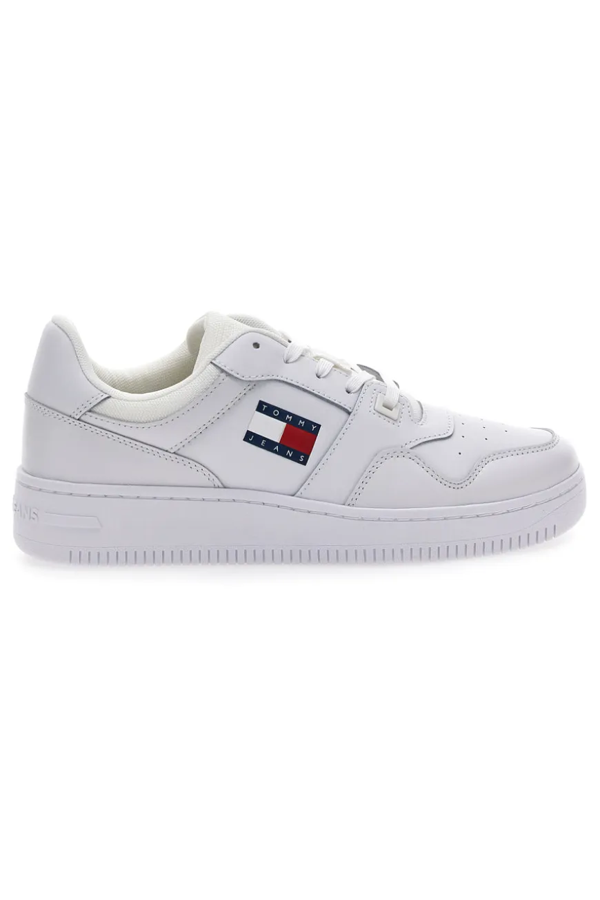 Weiße Turnschuhe TOMMY HILFIGER RETRO BASKET ESS